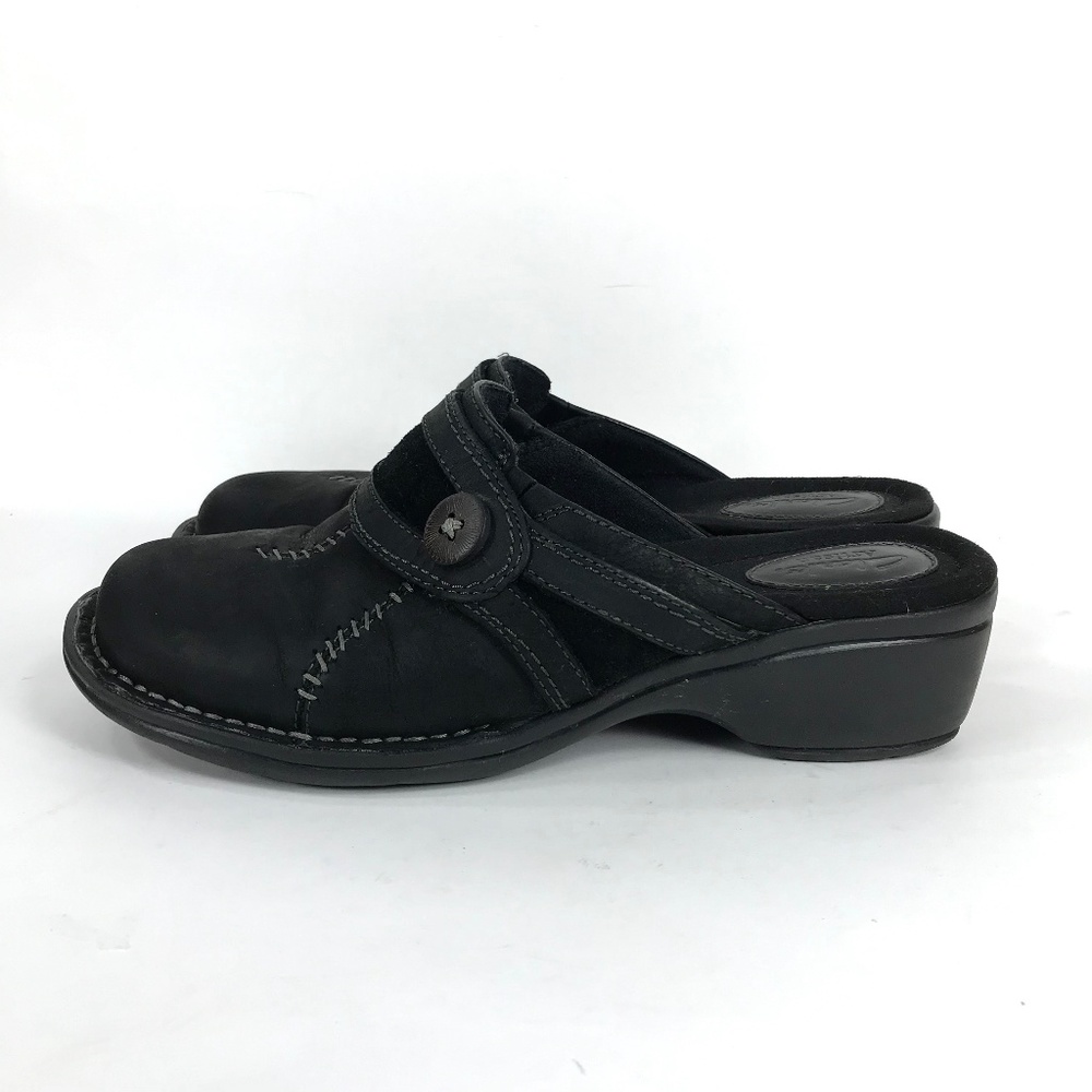 Clarks Artisan Black Leather Mules